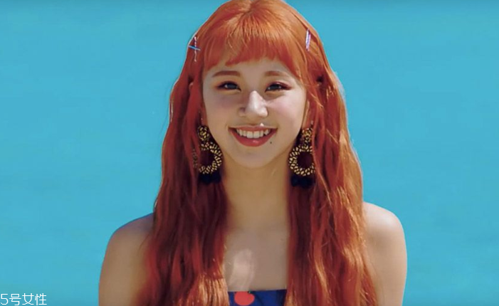 2018狗啃劉海圖片女 女明星最?lèi)?ài)的狗啃劉海
