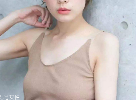 如何有效的預(yù)防頸椎?。拷棠阋惶最i椎病治療方法