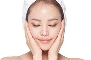 臉部水腫怎么消除？是什么原因