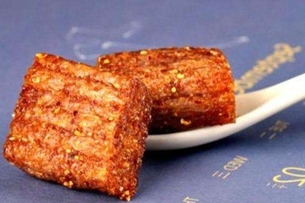 衛(wèi)龍辣條廠真的干凈么？辣條食品安全國家標(biāo)準(zhǔn)要來了