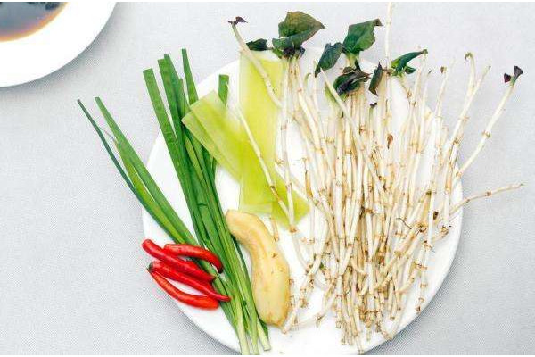 折耳根不能和什么一起吃？折耳根食用好處多
