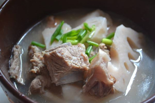 蓮藕怎么知道它粉不粉？別光看外表還得看孔數(shù)