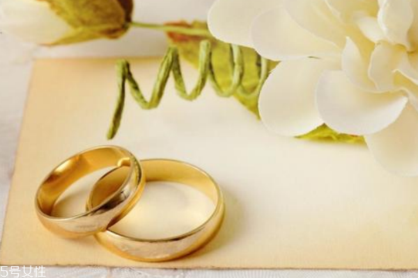 結(jié)婚三金什么牌子好 認準大牌黃金