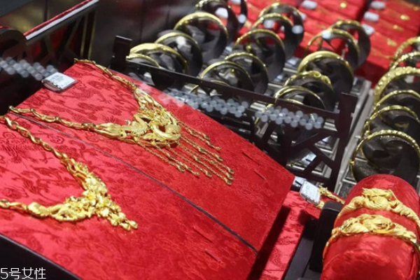 結(jié)婚三金什么牌子好 認準大牌黃金