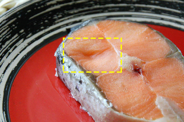 三文魚(yú)什么顏色好 三文魚(yú)挑選妙招 三文魚(yú)什么顏色好 三文魚(yú)挑選妙招