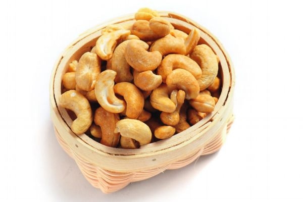 鹽焗腰果價(jià)格多少錢(qián) 鹽焗腰果的功效與作用
