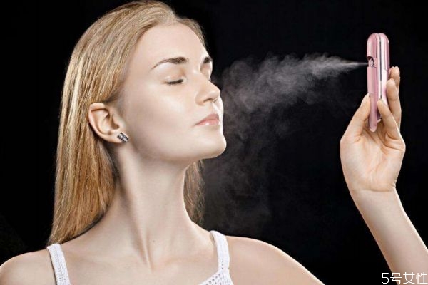 脂肪粒是怎么形成的呢 脂肪?？梢宰约汉脝?></p><h3 style=