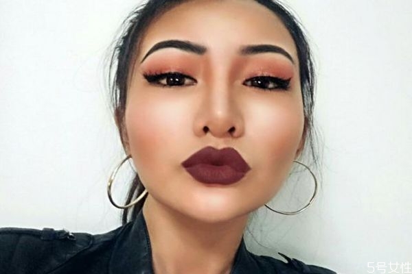 什么人適合歐美妝 畫(huà)歐美妝要注意哪些事項(xiàng)