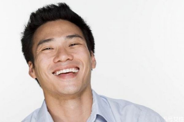 婚姻中男人吃軟飯的表現 如何分辨男人是不是吃軟飯