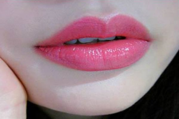 為什么經(jīng)期不可以紋眉 經(jīng)期紋眉了會(huì)怎樣