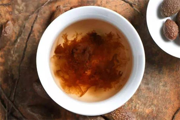 胖大?？梢蕴焯旌葐?胖大海隔夜還能喝嗎