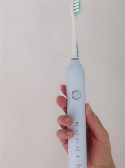 一篇文章帶你了解，電動牙刷和普通牙刷哪個好？