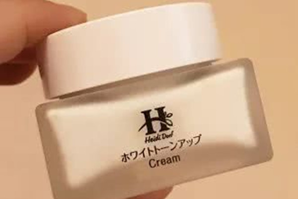 popberry素顏霜有幾個(gè)色號(hào) popberry素顏霜值得買嗎