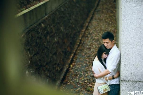 男生想分手的表現(xiàn)有哪些 這些征兆說(shuō)明男人想徹底分手