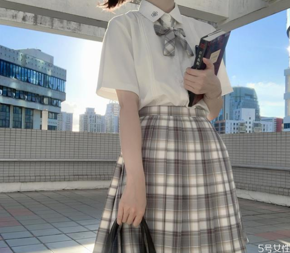 jk為什么不能隨便穿 為什么jk制服越來(lái)越那么買