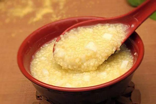 喝小米粥養(yǎng)胃嗎?對(duì)脾胃好嗎？