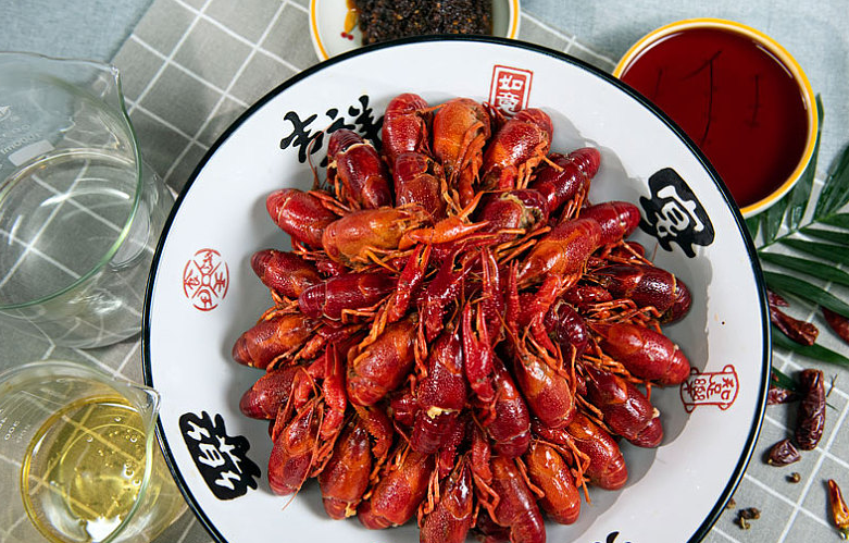 小龍蝦不去蝦線(xiàn)能吃嗎 小龍蝦不去蝦線(xiàn)吃了會(huì)怎么樣