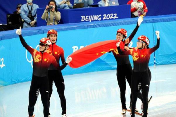 中國首金!短道混合接力中國隊(duì)奪冠 中國接力擁有絕對實(shí)力