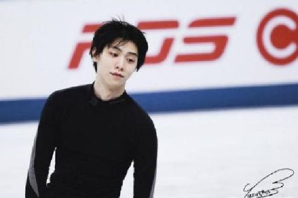 記者扎心提問羽生結弦:想要我哭嗎 羽生結弦:不退役還會繼續(xù)挑戰(zhàn)4A
