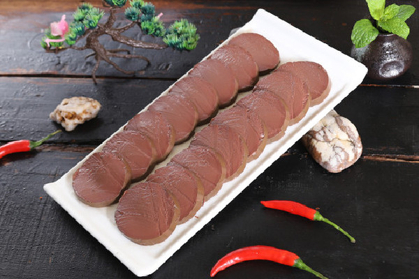 鴨血有孔好還是沒(méi)孔好 鴨血買哪種好