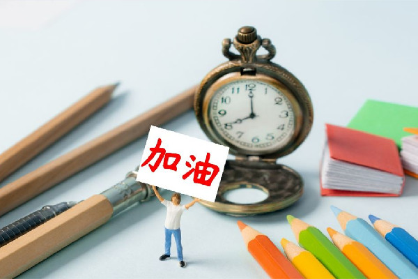 高?；貞?yīng)考生因航班延誤錯(cuò)過(guò)復(fù)試 考研復(fù)試需要準(zhǔn)備什么